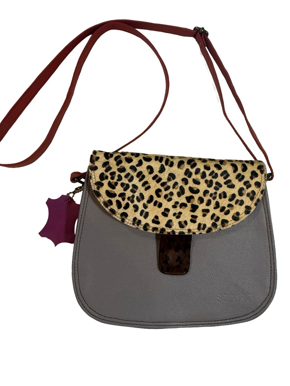 Soruka Reversible Crossbody Bag
Handcrafted Upcycled Leopard Colorblock
NWOT - Picture 3 of 15
